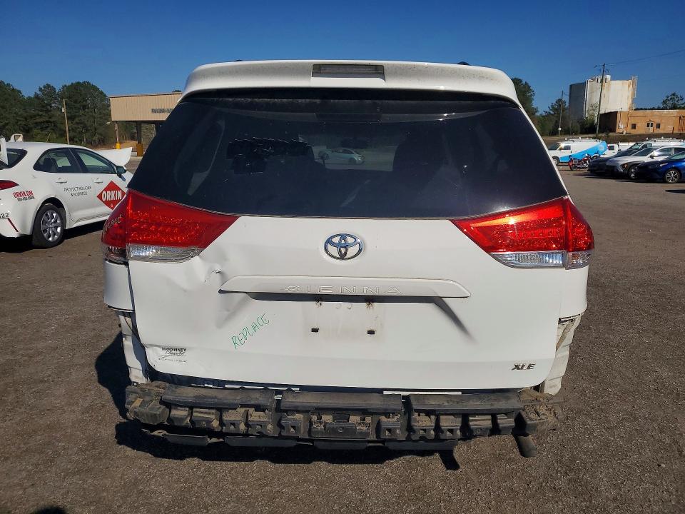2014 Toyota Sienna VIN 5TDYK3DC4ES450354 COPART salvage auction — REAR END, Sc - Cert Of Title-Salvage, sold $4,000 on 2026-07-06 (photo 6)