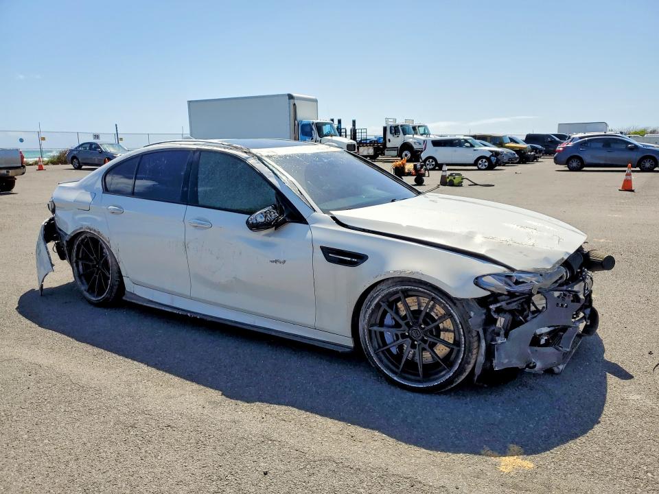2013 Bmw motorrad M5 VIN WBSFV9C58DD096104 COPART salvage auction — ROLLOVER, HI - CERTIFICATE OF SALVAGE, sold $2,500 on 2026-07-27 (photo 4)