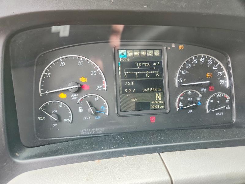 2020 Freigliner All other VIN 3AKJHHDR3LSLS7741 COPART salvage auction — MINOR DENT/SCRATCHES, CT, sold $1,250 on 2026-07-29 (photo 8)