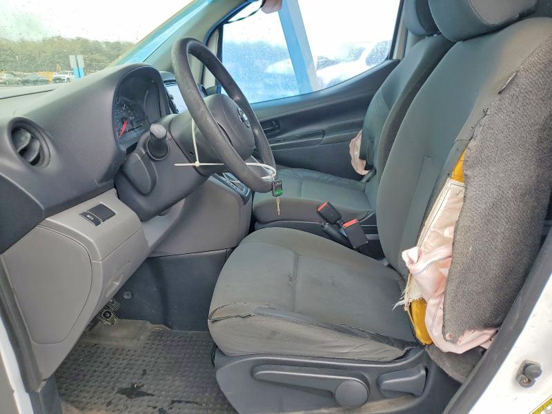 2015 Niss All models VIN 3N6CM0KN2FK731392 COPART salvage auction — SIDE, SC, sold $100 on 2026-08-17 (photo 7)