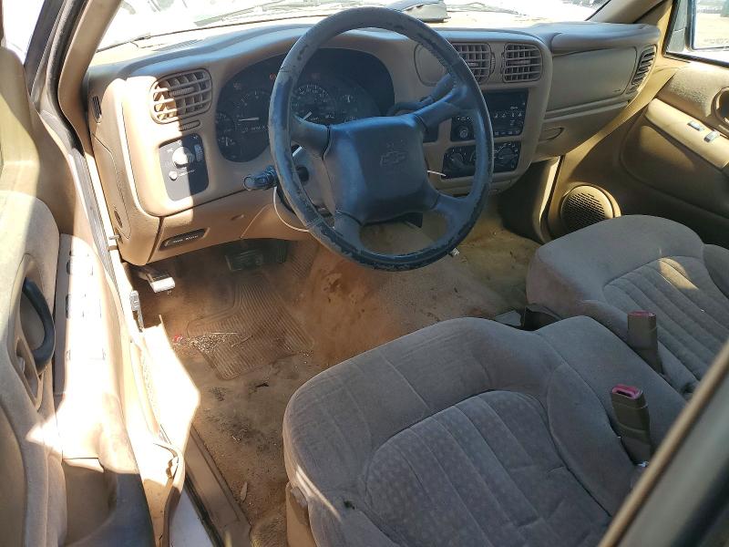2002 Chev S10 VIN 1GCCS19W928216650 COPART salvage auction — SIDE, CT, sold $450 on 2026-07-24 (photo 8)
