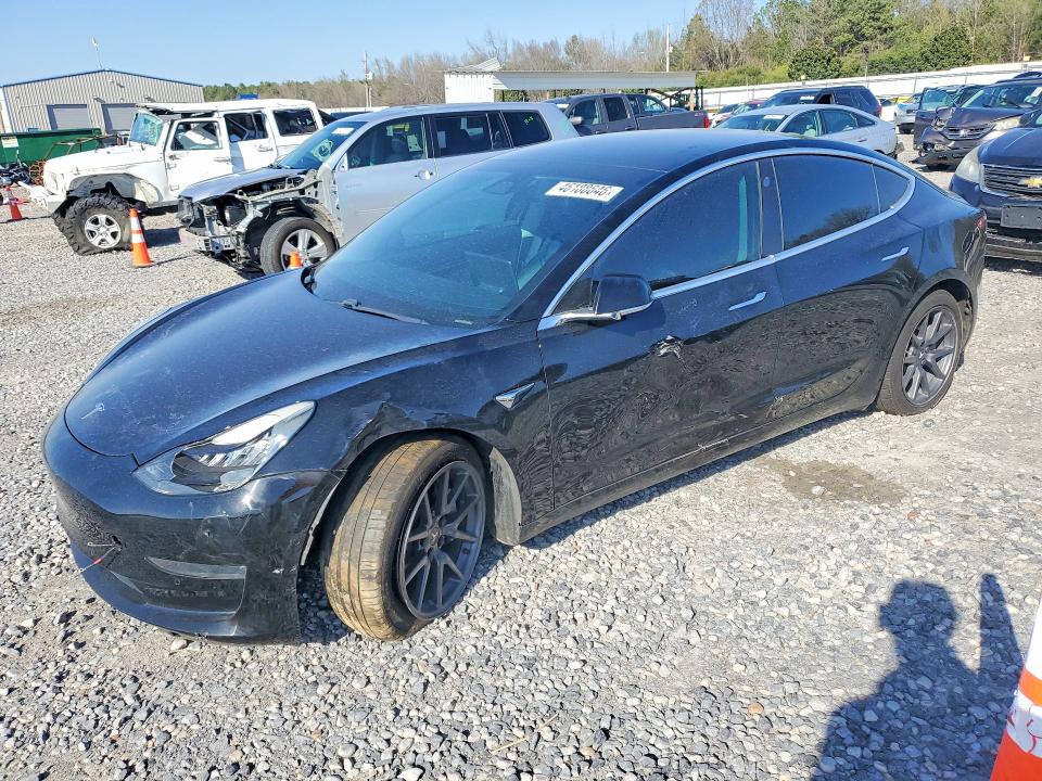 2019 Tesla Model 3 VIN 5YJ3E1EA1KF306621 — COPART salvage auction photo