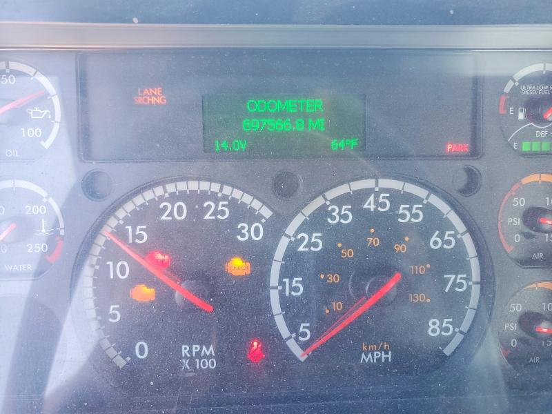 2016 Freightliner All other VIN 1FUBGEDV9GLHC5703 COPART salvage auction — MECHANICAL, IN - CERTIFICATE OF TITLE, sold $6,000 on 2026-07-10 (photo 8)