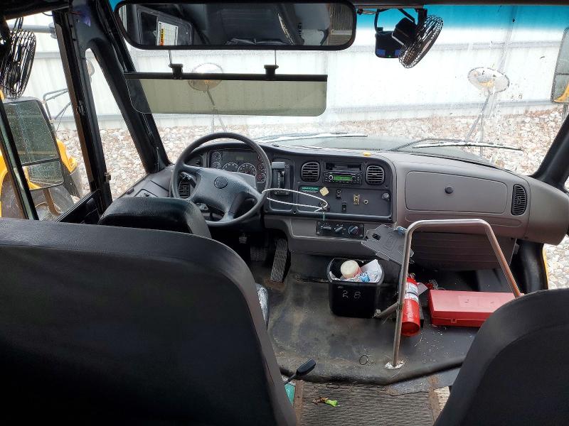 2010 Thomabuses Bus VIN 4UZABRDT3ACAP7984 COPART salvage auction — NORMAL WEAR, CT, sold $2,000 on 2026-07-28 (photo 5)