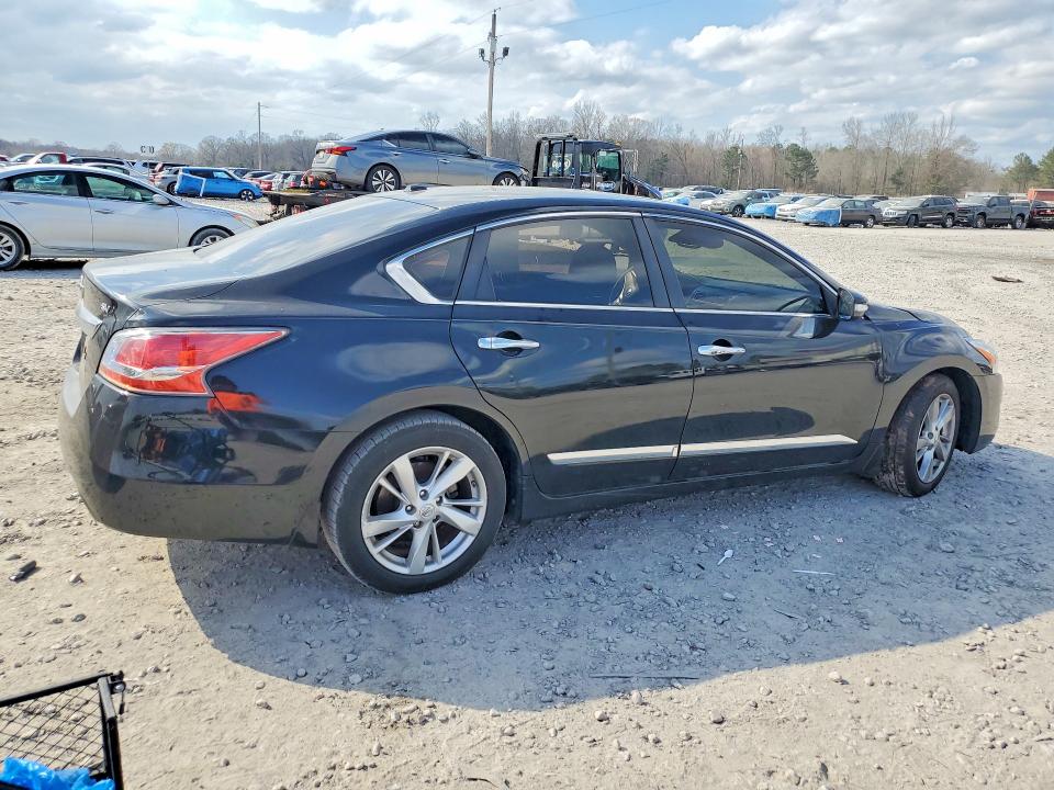 2015 Niss Altima VIN 1N4AL3AP3FC210646 COPART salvage auction — SIDE, AL - JUNK CANCELLATION, sold $525 on 2026-07-02 (photo 3)