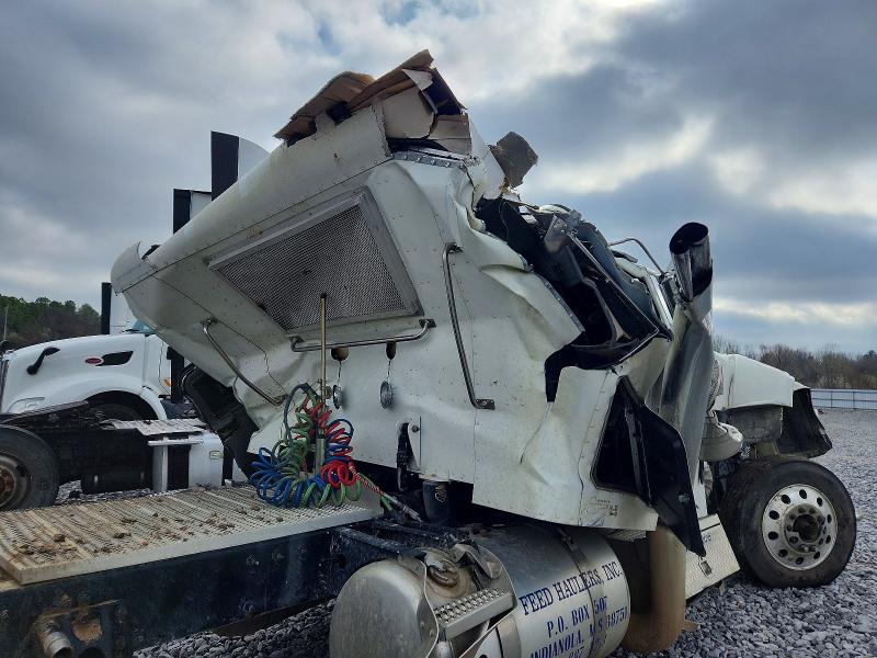 2018 Peterbilt Convention VIN 1NPXGGGG30D498153 COPART salvage auction — ALL OVER, TN - SALVAGE CERTIFICATE, sold $3,900 on 2026-07-09 (photo 6)