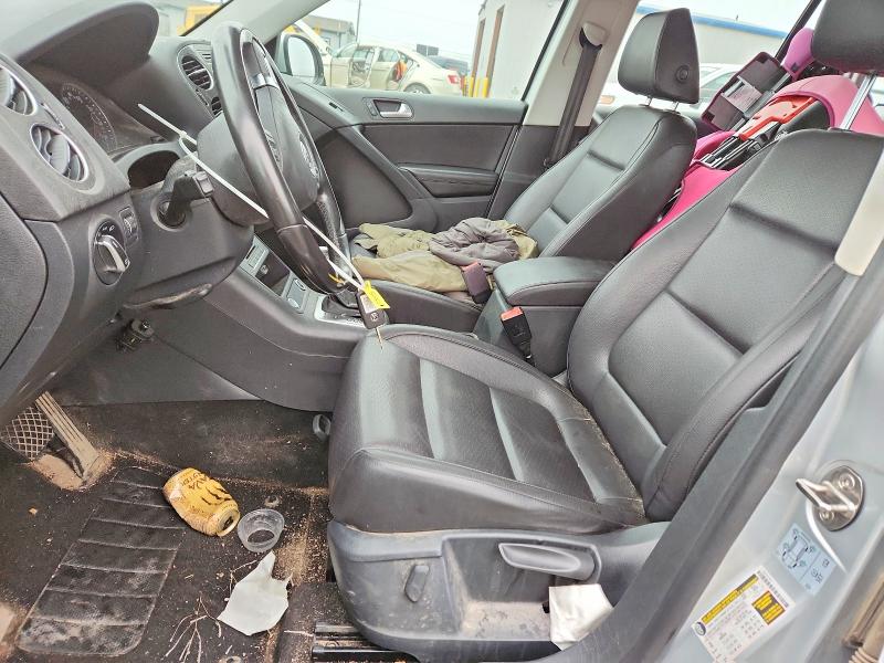 2017 Volkswagen Tiguan VIN WVGBV7AX5HK017287 COPART salvage auction — FRONT END, Va - Certificate Of Title, sold $1,800 on 2026-07-29 (photo 7)