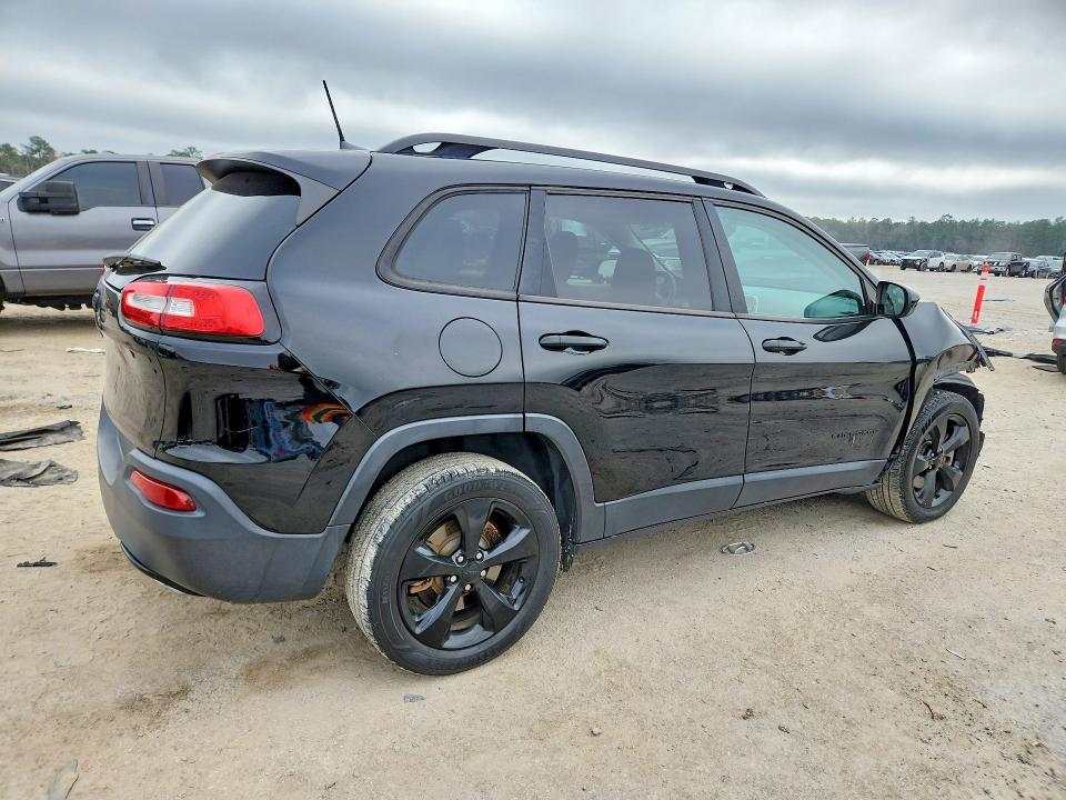 2018 Jeep Cherokee VIN 1C4PJLCX7JD528134 COPART salvage auction — FRONT END, Sc - Cert Of Title-Salvage, sold $1,200 on 2026-07-06 (photo 3)