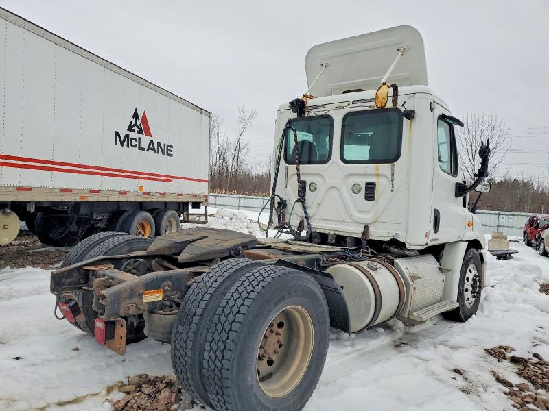 2012 Freigliner All other VIN 1FUBGADVXCSBS4877 COPART salvage auction — MECHANICAL, NY - CERTIFICATE OF TITLE, sold $2,500 on 2026-07-06 (photo 4)