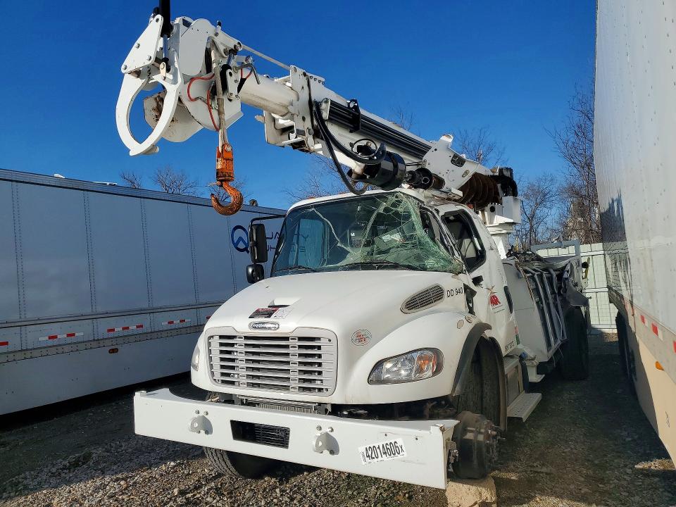2024 Freigliner VIN 3ALDCXFC8RDUV0863 COPART salvage auction — ROLLOVER, PA - DEALER ONLY CLEAN TITLE, sold $13,100 on 2026-07-16 (photo 1)