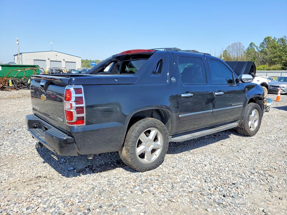 2013 Chevrolet Avalanche VIN 3GNTKGE70DG337265 COPART salvage auction — FRONT END, Tn - Salvage Certificate, sold $1,300 on 2026-07-02 (photo 3)