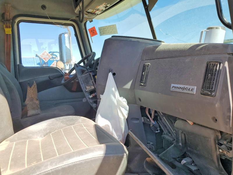 2018 Mack All other VIN 1M1AN09Y3JM027265 COPART salvage auction — FRONT END, OK - CERTIFICATE OF TITLE, sold $10 on 2026-07-07 (photo 5)