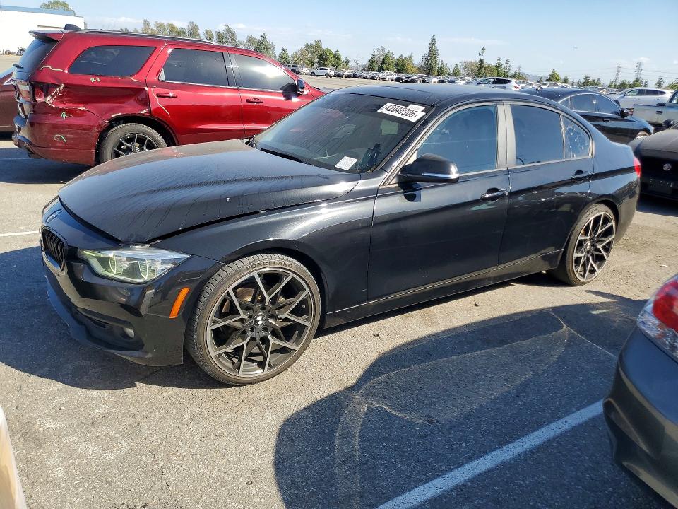 2018 BMW 3 series VIN WBA8E1G57JNU89851 COPART salvage auction — MINOR DENT/SCRATCHES, Ca - Dis/Dlr/Exp Only Clean Title (P), sold $5,100 on 2026-07-07 (photo 1)