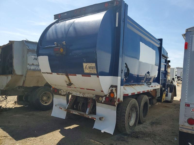 2010 Mack Leu613 VIN 1M2AU02C4AM003408 COPART salvage auction — SIDE, FL - CERTIFICATE OF DESTRUCTION, sold $1,100 on 2026-08-24 (photo 4)