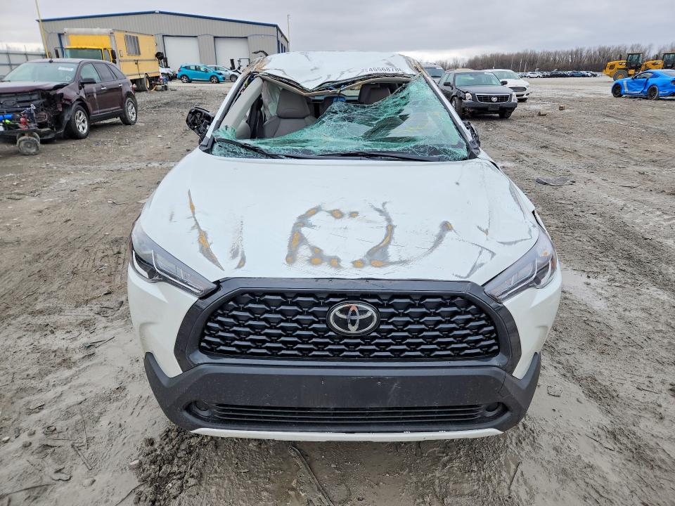2025 Toyota All other VIN 7MUAAABG5SV147258 COPART salvage auction — ROLLOVER, Il - Salvage Certificate, sold $3,250 on 2026-07-06 (photo 5)