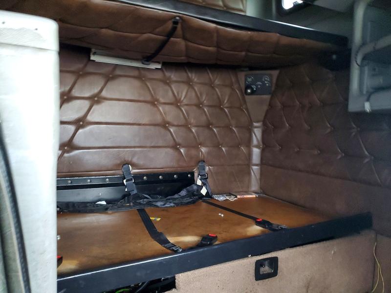 2004 Freigliner All other VIN 1FUJAPCK64DM03253 COPART salvage auction — SIDE, MI - DEALER ONLY CLEAN TITLE, sold $11,500 on 2026-07-07 (photo 6)