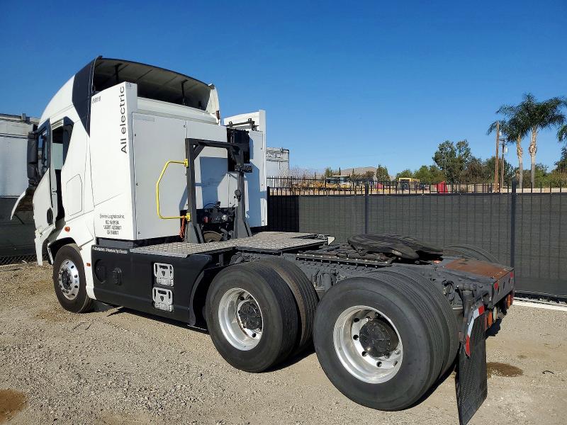 2023 Byd coach and bus llc All other VIN LPEE5DE83PD000019 COPART salvage auction — FRONT END, CA - SALVAGE CERTIFICATE, sold $8,700 on 2026-07-09 (photo 3)