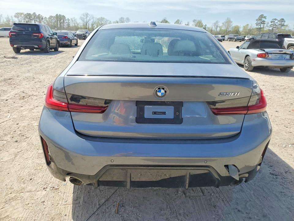 2025 Bmw motorrad 3 series VIN 3MW69CW03S8F41929 COPART salvage auction — FRONT END, TX - SALVAGE VEHICLE TITLE, sold $14,600 on 2026-07-02 (photo 6)
