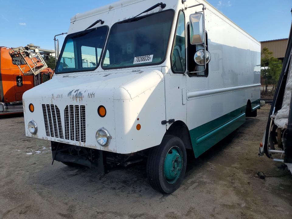 2016 Freigliner Mt45 chass VIN 4UZAC2DV7GCHP5965 COPART salvage auction — NORMAL WEAR, SC - CERTIFICATE OF TITLE, sold $1,600 on 2026-07-31 (photo 1)