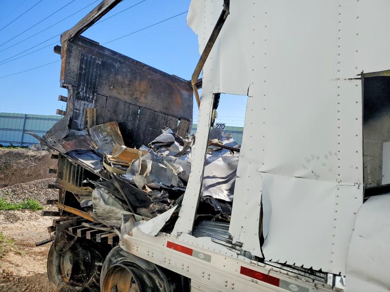 2016 Utility Vs2dx VIN 1UYVS2530GG477027 COPART salvage auction — BURN, SC, sold $1 on 2026-09-02 (photo 9)