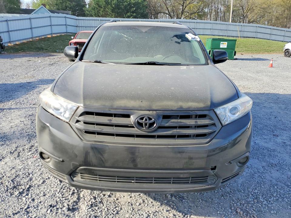 2013 Toyota Highlander VIN 5TDZK3EH2DS136957 COPART salvage auction — FRONT END, Nc - Salvage Certificate Of Title, sold $5,100 on 2026-07-08 (photo 5)