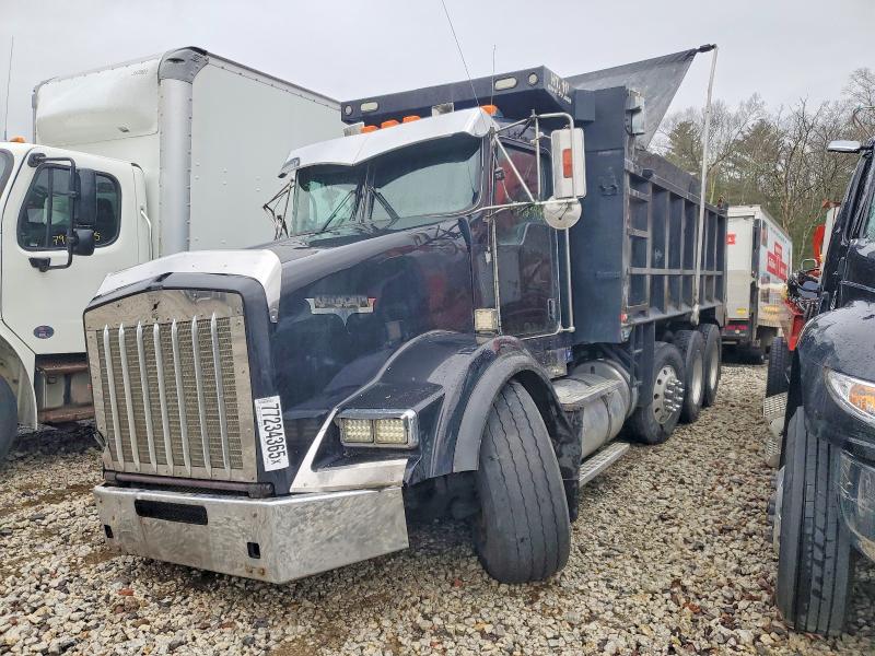 2008 Kenworth All other VIN 1NKDXUEX88J226253 COPART salvage auction — ROLLOVER, CB, sold $9,400 on 2026-07-15 (photo 2)