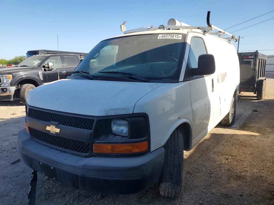 2013 Chev Express VIN 1GCWGFCA9D1903275 COPART salvage auction — MINOR DENT/SCRATCHES, CT, sold $1,250 on 2026-07-08 (photo 1)