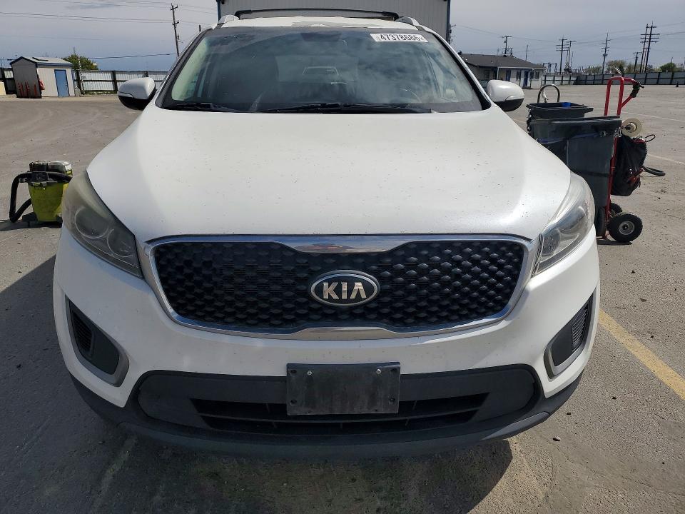 2016 Kia Sorento VIN 5XYPGDA35GG040878 COPART salvage auction — REAR END, ID - SALVAGE CERTIFICATE OF TITLE, sold $2,000 on 2026-07-02 (photo 5)