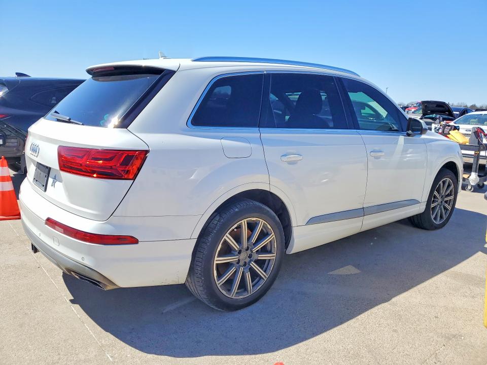 2018 Audi Q7 VIN WA1LHAF75JD002749 COPART salvage auction — FRONT END, Tx - Certificate Of Title, sold $5,100 on 2026-07-06 (photo 3)