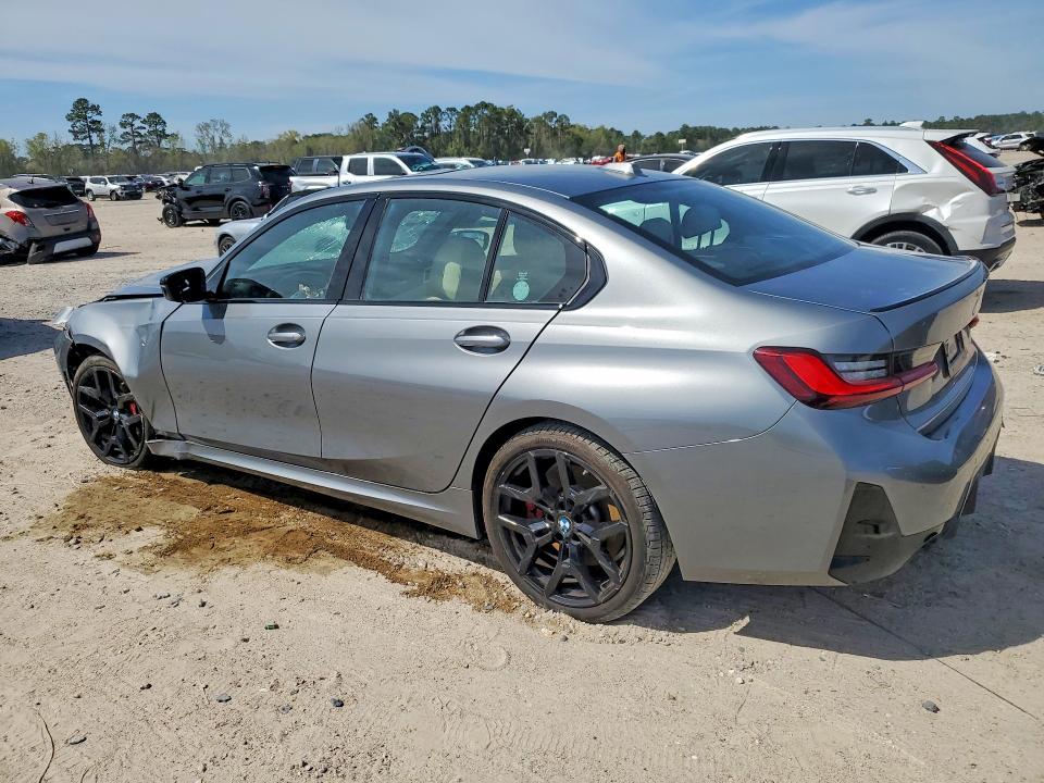 2025 Bmw motorrad 3 series VIN 3MW69CW03S8F41929 COPART salvage auction — FRONT END, TX - SALVAGE VEHICLE TITLE, sold $14,600 on 2026-07-02 (photo 2)