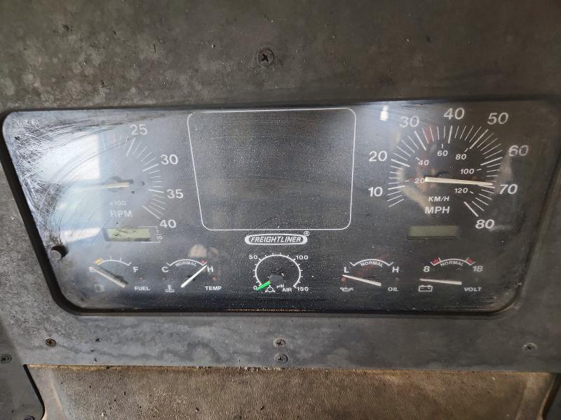 1999 National rv All other VIN 4UZ6XJCA7XCF07467 COPART salvage auction — BURN, CA - NON-REPAIRABLE VEHICLE CERT, sold $150 on 2026-07-10 (photo 8)