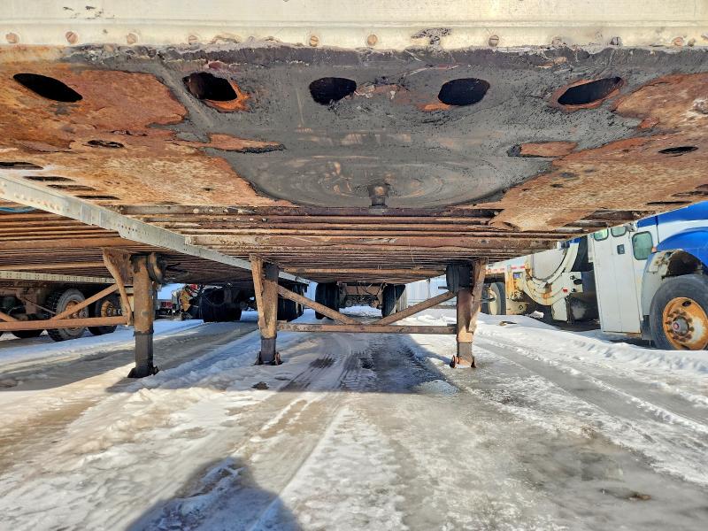 2000 Grea Great dane VIN 1GRAA0629YB069219 COPART salvage auction — SIDE, ON - PERMIT NO BRAND - FIT, sold $600 on 2026-07-09 (photo 8)