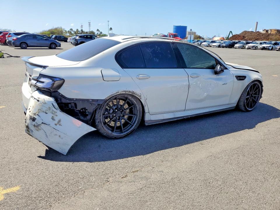 2013 Bmw motorrad M5 VIN WBSFV9C58DD096104 COPART salvage auction — ROLLOVER, HI - CERTIFICATE OF SALVAGE, sold $2,500 on 2026-07-27 (photo 3)