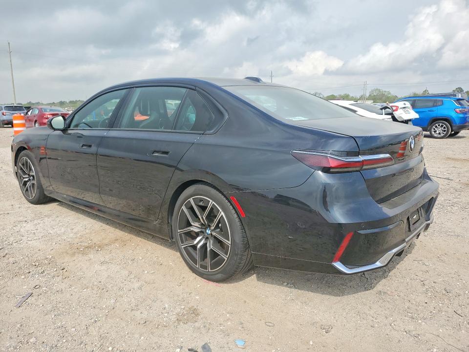 2023 BMW 7 series VIN WBA23EH00PCM21708 COPART salvage auction — Water/Flood, TX - SALVAGE TITLE-FLOOD DAMAGE, sold $36,500 on 2026-05-07 (photo 2)