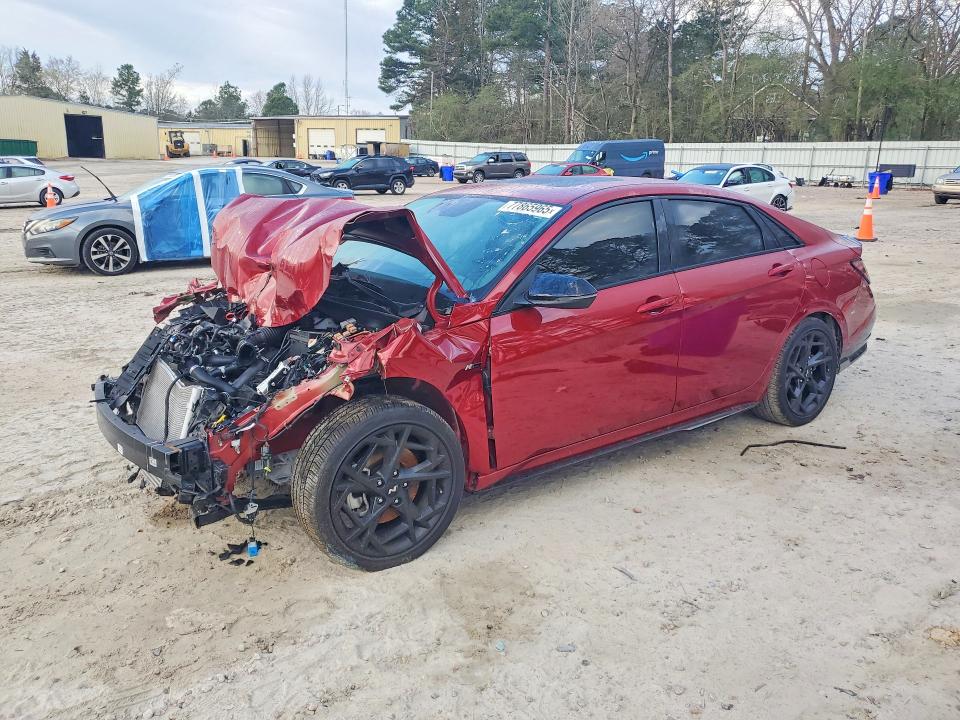 2025 Hyundai Elantra VIN KMHLR4DF7SU015451 COPART salvage auction — FRONT END, NC - SALVAGE CERTIFICATE OF TITLE, sold $2,700 on 2026-07-10 (photo 1)