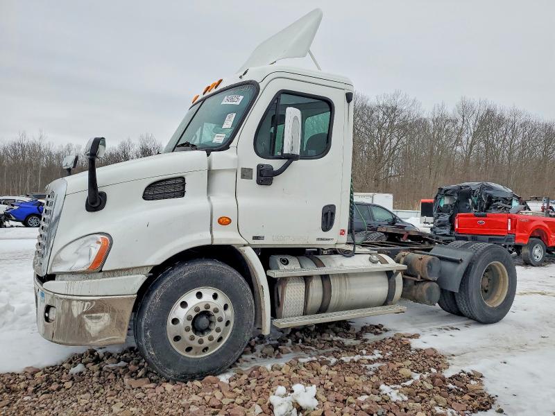 2012 Freigliner All other VIN 1FUBGADVXCSBS4877 COPART salvage auction — MECHANICAL, NY - CERTIFICATE OF TITLE, sold $2,500 on 2026-07-06 (photo 9)
