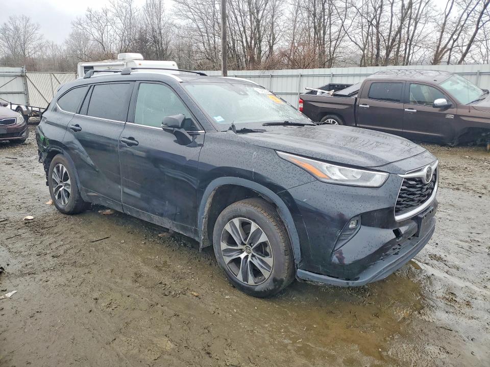 2020 Toyota Highlander VIN 5TDHZRBH8LS503177 COPART salvage auction — REAR END, In - Certificate Of Title, sold $11,900 on 2026-07-20 (photo 4)