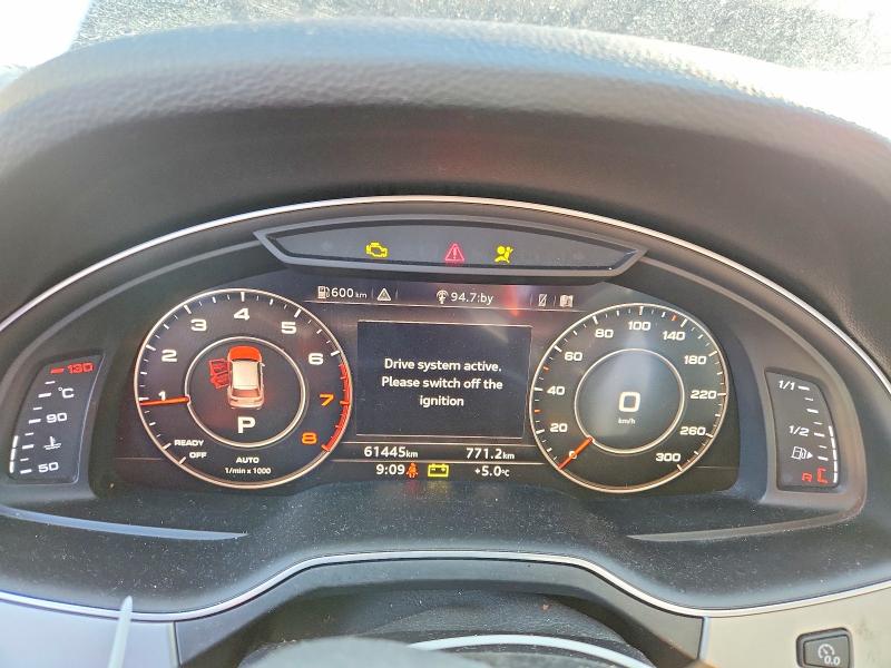 2019 Audi Q7 VIN WA1LAAF73KD035867 COPART salvage auction — SIDE, On - Permit No Brand - Unfit, sold $11,600 on 2026-08-11 (photo 9)