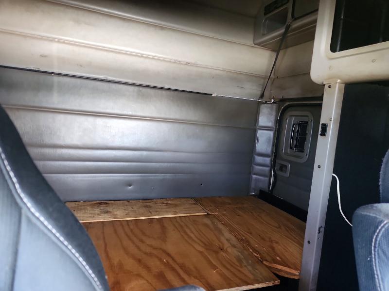 2007 Peterbilt All other VIN 1XP5DB9X87D674825 COPART salvage auction — NORMAL WEAR, GA - CERTIFICATE OF TITLE (P), sold $12,300 on 2026-07-28 (photo 6)