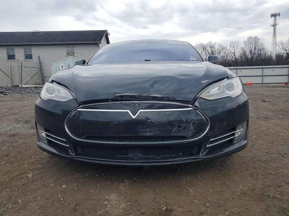 2015 Tesla Model s VIN 5YJSA1E43FF118352 COPART salvage auction — FRONT END, Pa - Certificate Of Salvage, sold $3,450 on 2026-07-09 (photo 5)