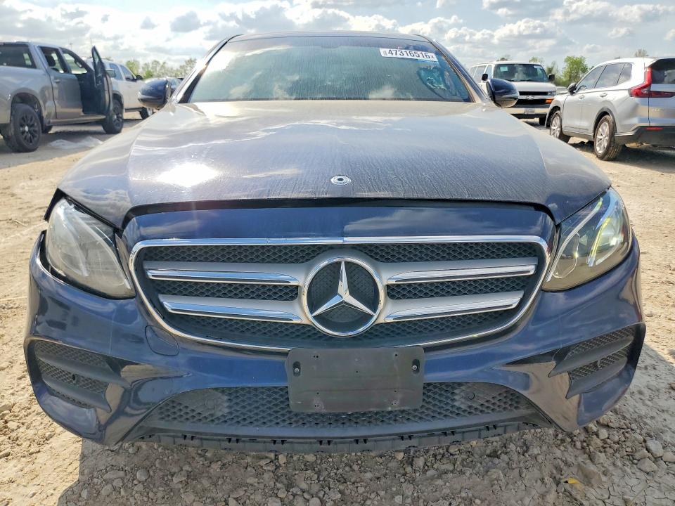 2017 Mercedes-benz E-class VIN WDDZF4KB8HA225712 COPART salvage auction — MINOR DENT/SCRATCHES, Tx - Certificate Of Title (P), sold $7,600 on 2026-07-24 (photo 5)