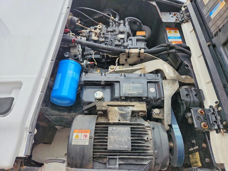 2016 Utility Vs2ra VIN 1UYVS2534GM595907 COPART salvage auction — MINOR DENT/SCRATCHES, OH - CERTIFICATE OF TITLE, sold $2,700 on 2026-07-08 (photo 7)