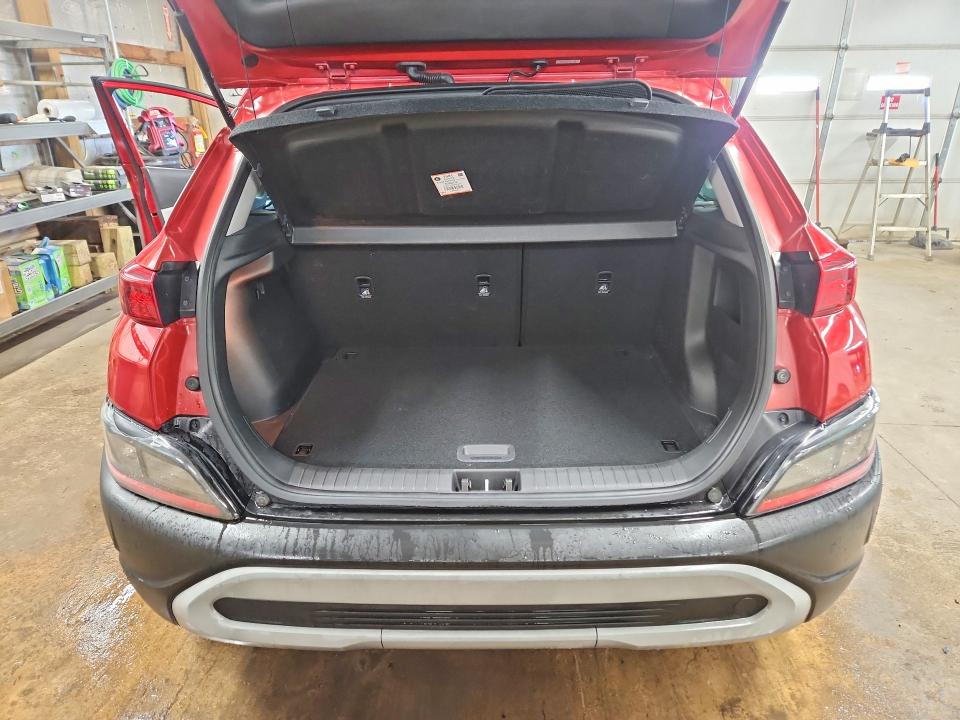2022 Hyundai Kona VIN KM8K3CAB7NU857560 COPART salvage auction — SIDE, IL - SALVAGE CERTIFICATE, sold $5,200 on 2026-07-06 (photo 6)