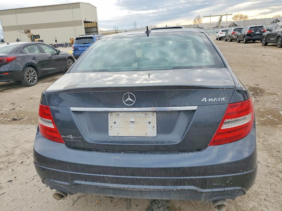 2013 Mercedes-benz C class VIN WDDGF8AB1DR268218 COPART salvage auction — FRONT END, Ia - Cert Of Title-Salvage Title, sold $100 on 2026-07-28 (photo 6)