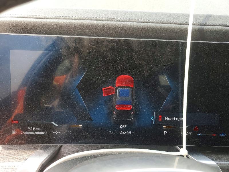 2023 BMW 7 series VIN WBA23EH00PCM21708 COPART salvage auction — Water/Flood, TX - SALVAGE TITLE-FLOOD DAMAGE, sold $36,500 on 2026-05-07 (photo 9)