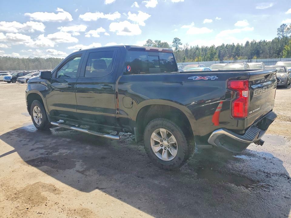 2020 Chevrolet Silverado VIN 1GCUYDEDXLZ342455 COPART salvage auction — REAR END, SC - CERT OF TITLE-SALVAGE, sold $11,600 on 2026-07-06 (photo 2)