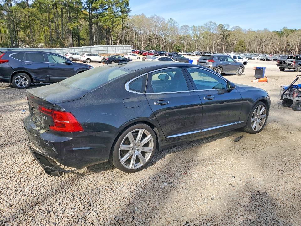 2017 Volvo S90 VIN YV1A22ML5H1004883 COPART salvage auction — REAR END, Nc - Salvage Certificate Of Title, sold $7,100 on 2026-07-24 (photo 3)