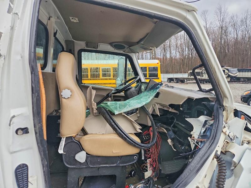 2008 Sterling truck All other VIN 2FZHATBS18AZ50337 COPART salvage auction — ALL OVER, MN - CERT OF TITLE-PRIOR SALVAGE, sold $1,650 on 2026-07-24 (photo 5)