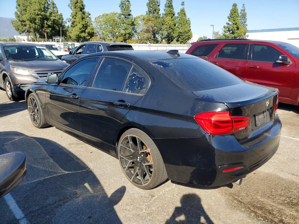 2018 BMW 3 series VIN WBA8E1G57JNU89851 COPART salvage auction — MINOR DENT/SCRATCHES, Ca - Dis/Dlr/Exp Only Clean Title (P), sold $5,100 on 2026-07-07 (photo 2)