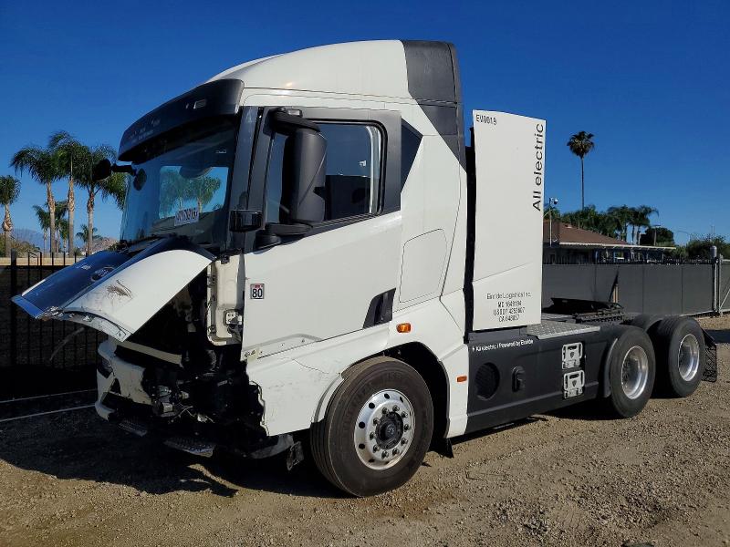 2023 Byd coach and bus llc All other VIN LPEE5DE83PD000019 COPART salvage auction — FRONT END, CA - SALVAGE CERTIFICATE, sold $8,700 on 2026-07-09 (photo 2)